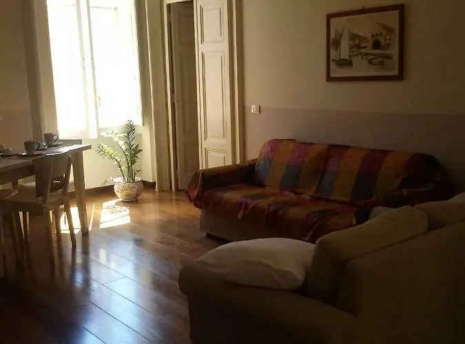 Bed & Breakfast Luca Giordano N6 Napels