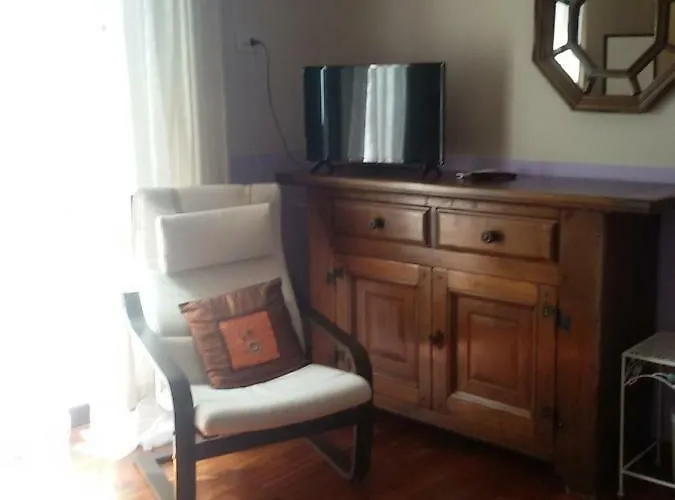 Luca Giordano N6 Bed & Breakfast 4*